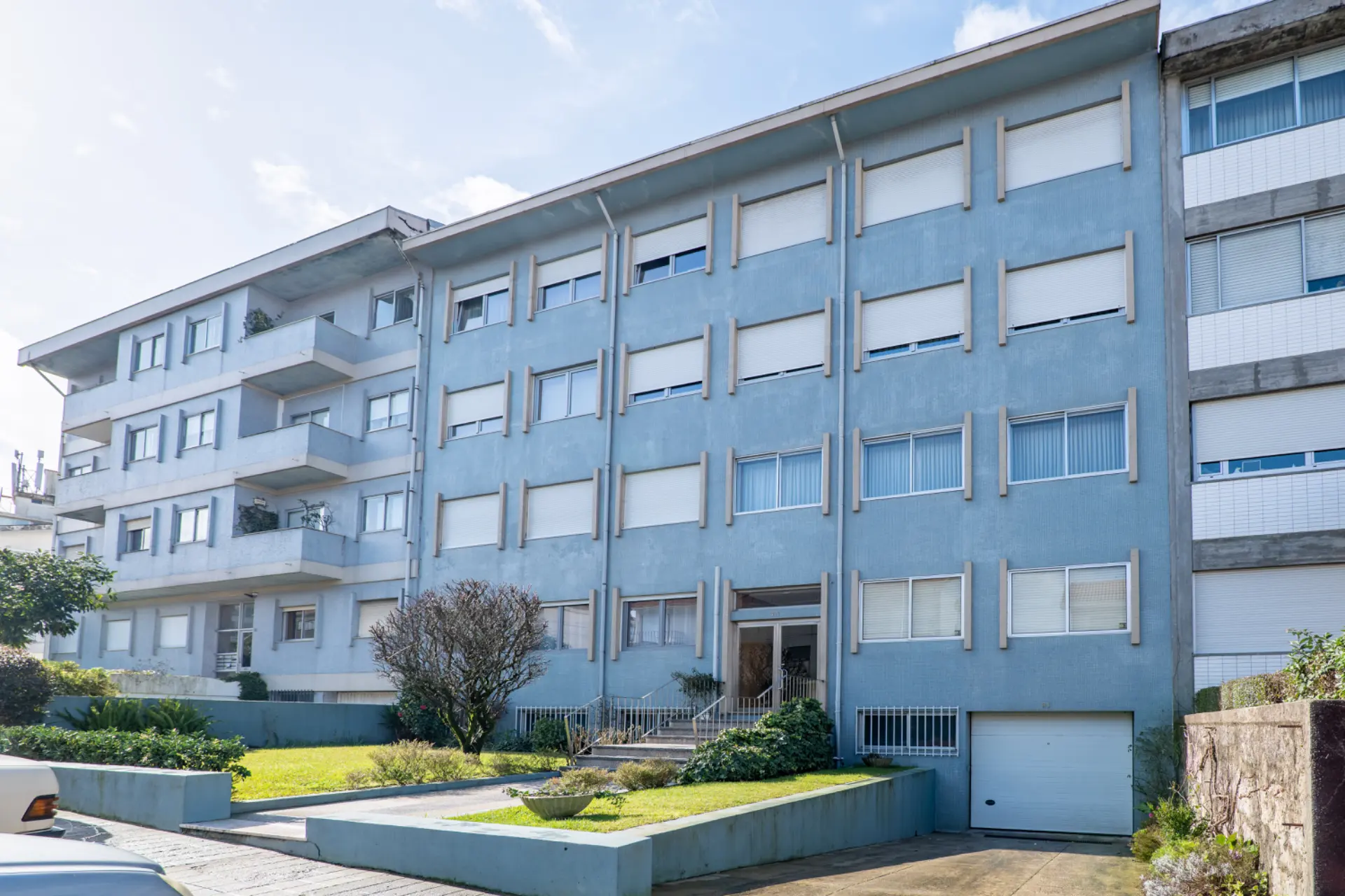 Apartamento T4 junto ao Metro de Salgueiros | Paranhos | Porto